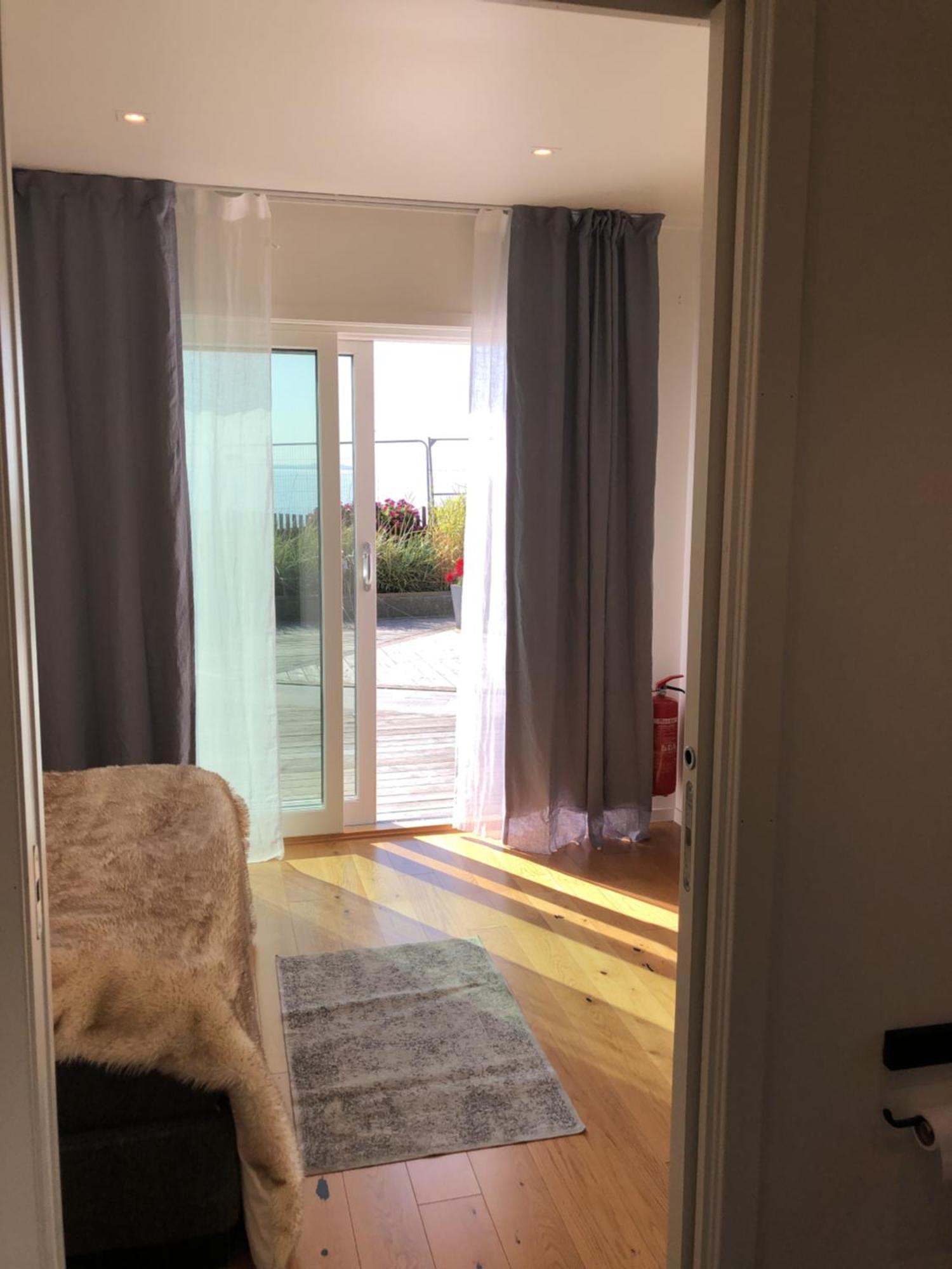 Haabakk On Sea Apartment Тау Екстериор снимка